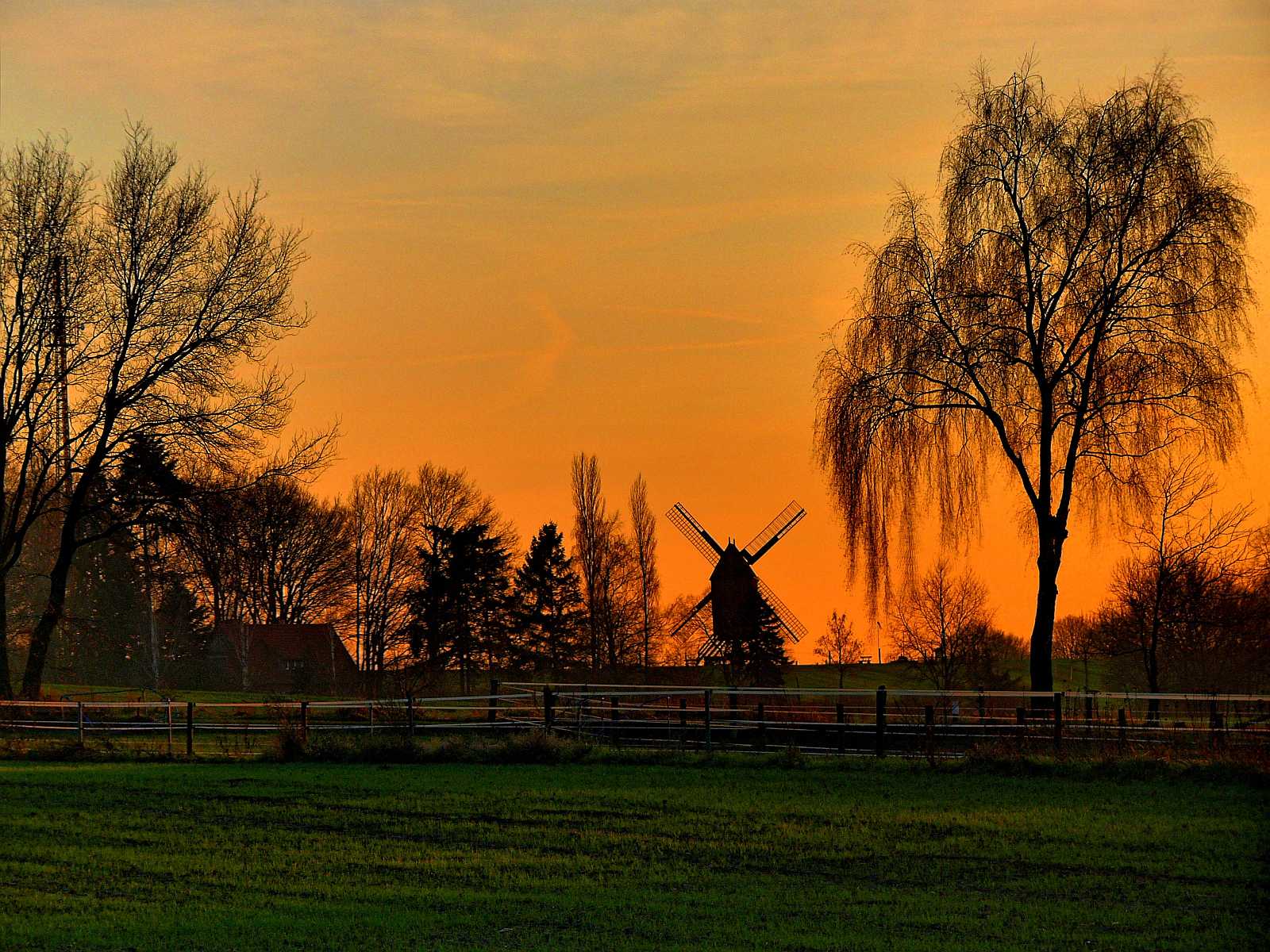 Wettmarer Mühle im Herbst
